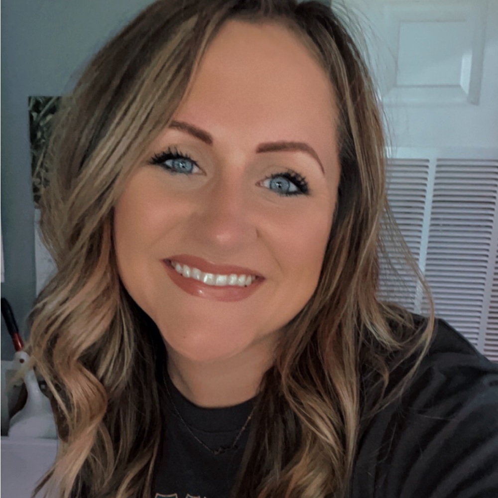 Meet your Posher, Erica! Make me an offer I can’t refuse! 😁